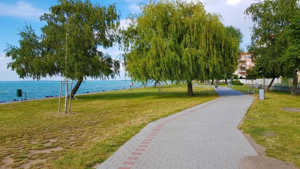 Gruber Apartman Шиофок Экстерьер фото